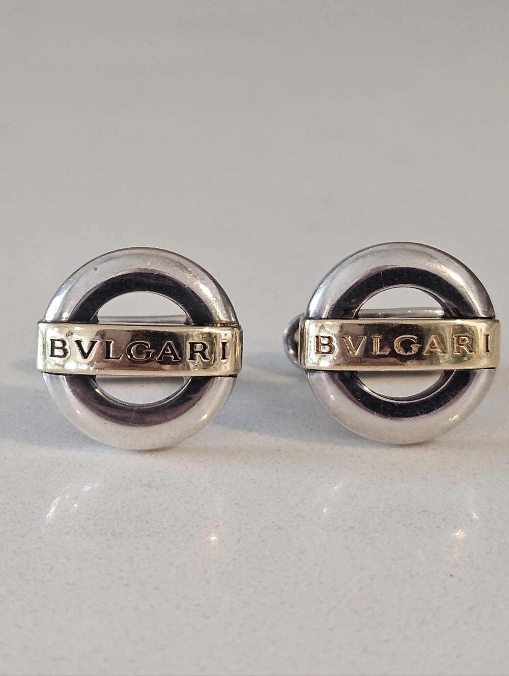 Authentic Bulgari Bvlgari Two-Tone 750 18k Gold & Sterling Silver Cufflinks - Picture 8 of 8